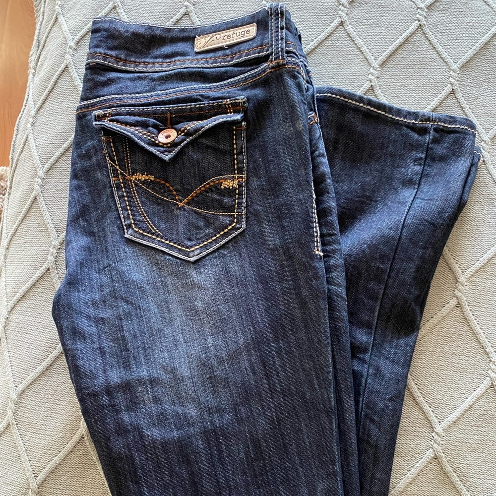 Women’s blue jeans